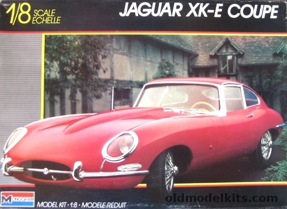 Monogram 1/8 Jaguar XK-E Coupe, 2612 plastic model kit
